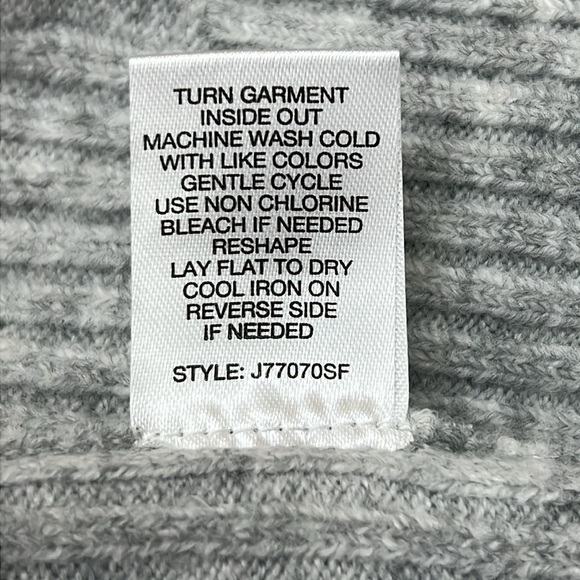 Love Ellie Stitch Fix Cardigan Sweater Size M Gray Open Front Rib Detail NWOT - Picture 10 of 12